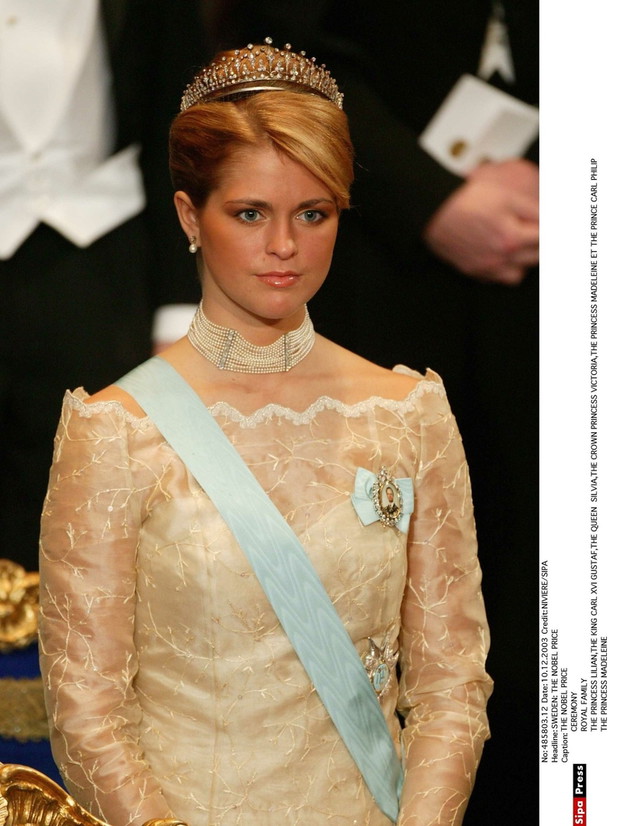 KSIEZNICZKA SZWECJI MADELEINE (P) TANCZY W PRZEDSTAWIEIU SPICE GIRLS SHOW W STOCKHOLM GLOBE ARENA