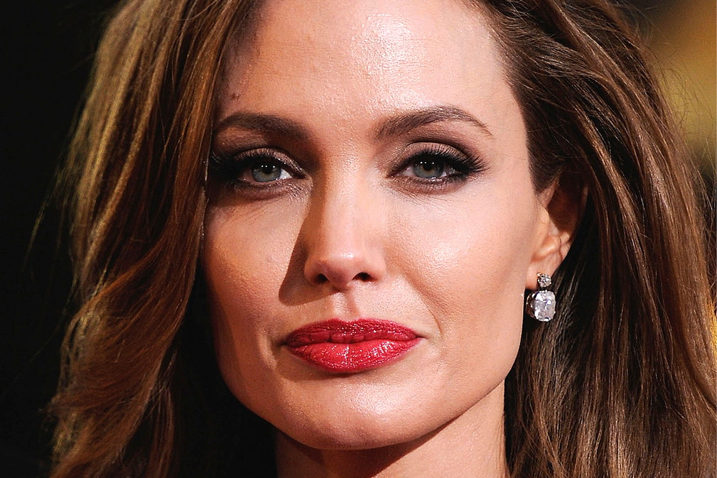 Angelina Jolie o Jennifer Aniston