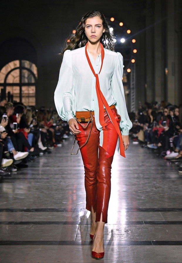 Pokazy mody w Pary?u - lato 2018
