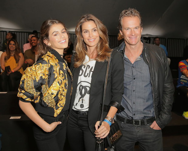 corka-cindy-crawford-kaia-gerber-363304-GALLERYBIG-e4edf46