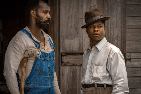 Kadry z filmu Mudbound