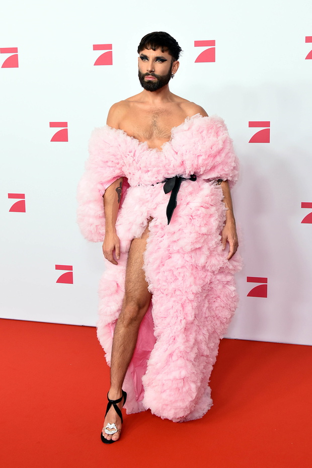"Queen of Drags" Premiere