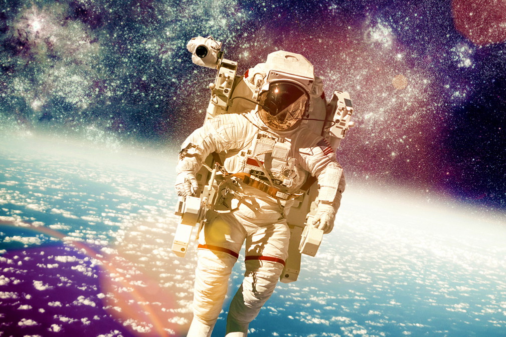 kosmos, hotel w gwiazdach, astronauta