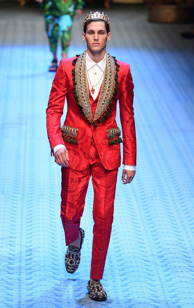 Pokaz Dolce & Gabbana na tygodniu mody w Mediolanie
