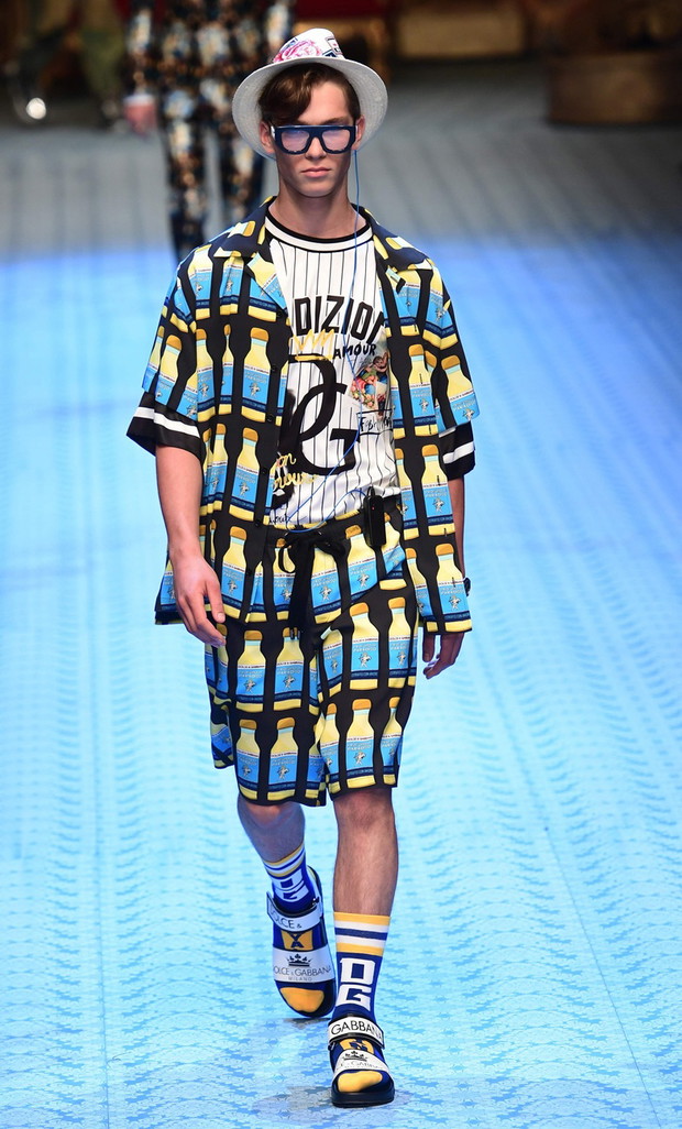 Pokaz Dolce & Gabbana na tygodniu mody w Mediolanie