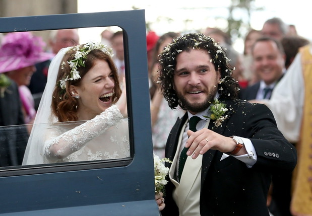 Rose Leslie i Kit Harington pobrali si?