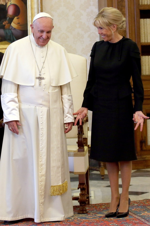 Emmanuel i Brigitte Macron na audiencji u papie?a Franciszka