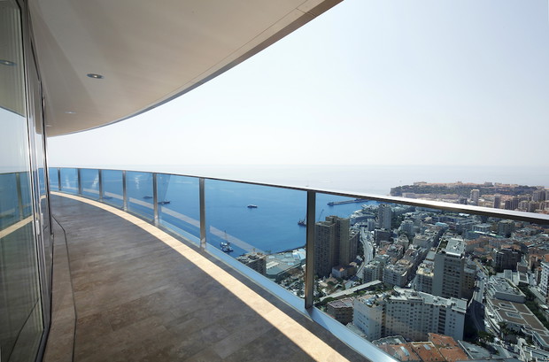 Exclusif - no web - Visite du penthouse de la tour Odťon ŗ Monaco, l'un des appartements les plus chers et plus grands du monde - du 45Ťme au 48Ťme ťtage avec toit terrasse