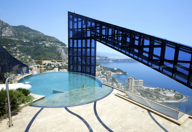 Exclusif - no web - Visite du penthouse de la tour Odťon ŗ Monaco, l'un des appartements les plus chers et plus grands du monde - du 45Ťme au 48Ťme ťtage avec toit terrasse