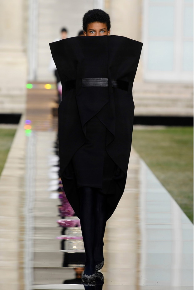 Pokazy mody Haute Couture Fall-Winter 2019