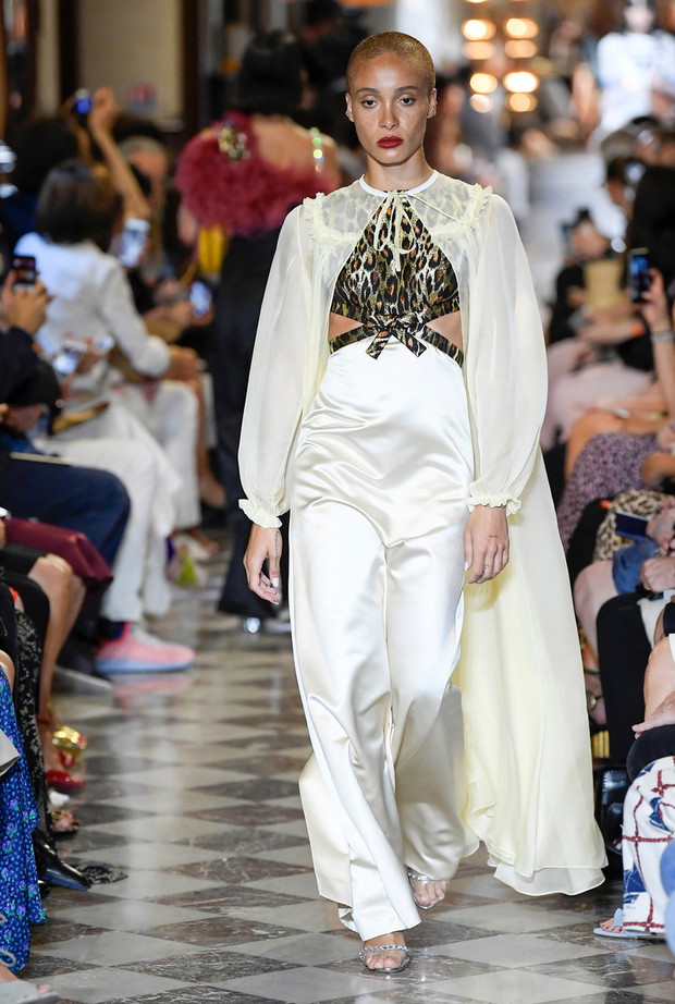 Znani na pokazie Miu Miu 2019 Cruise