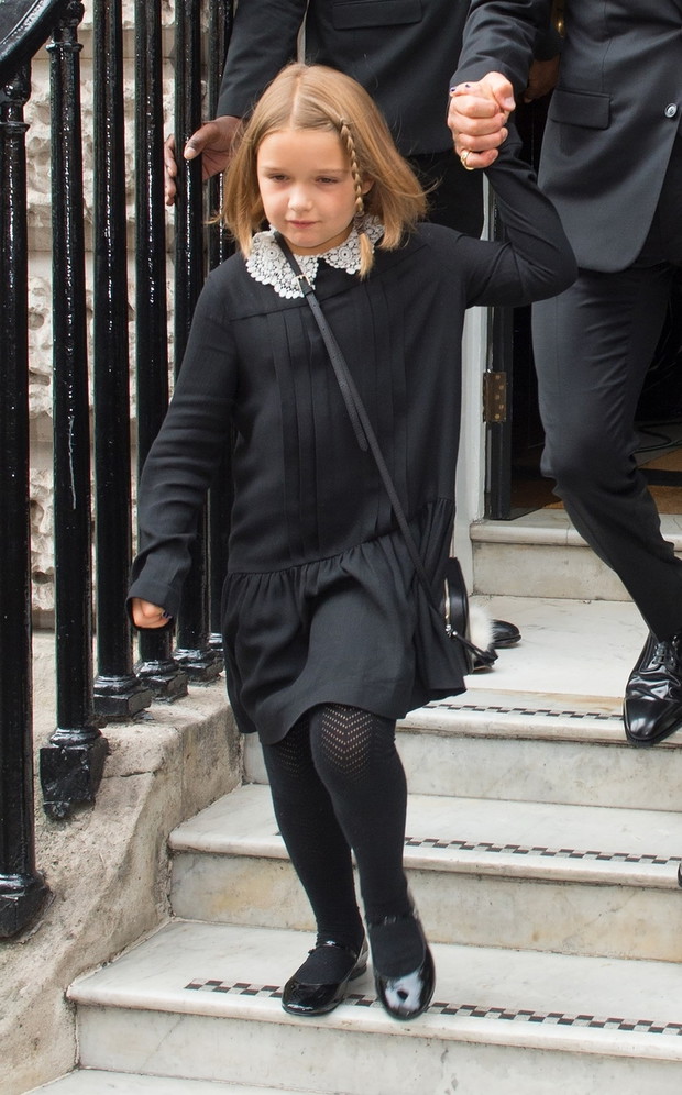 Beckhamowie na pokazie Victorii na London Fashion Week - lato 2019