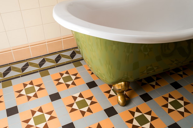 Ceramic tiles with geometric patterns