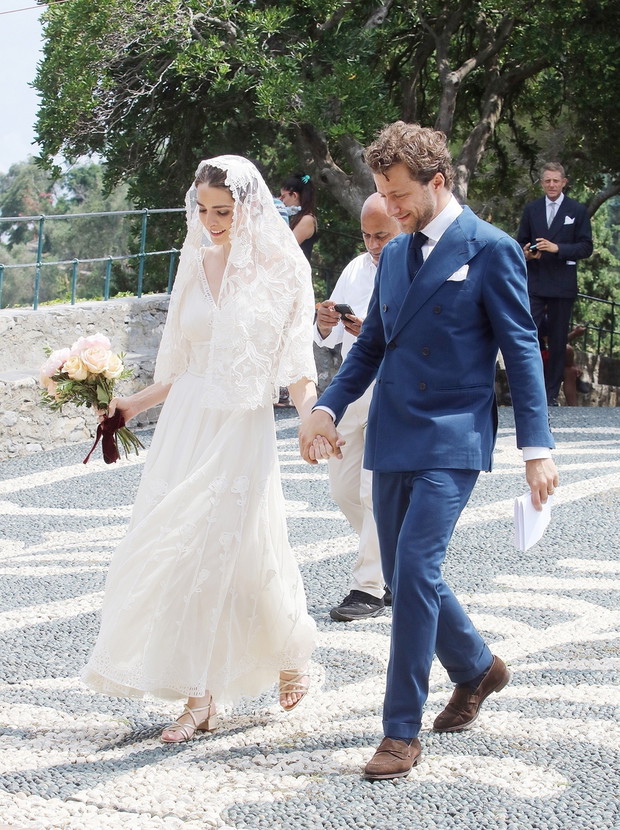 *EXCLUSIVE* WEB MUST CALL FOR PRICING -Francesco Carrozzini got married in Portofino with the daughter of Anna Wintour, Bee Shaffer. / CUCU / BACKGRID , kod: Francesco Carrozzini,Bee Shaffer, Lapo Elkann