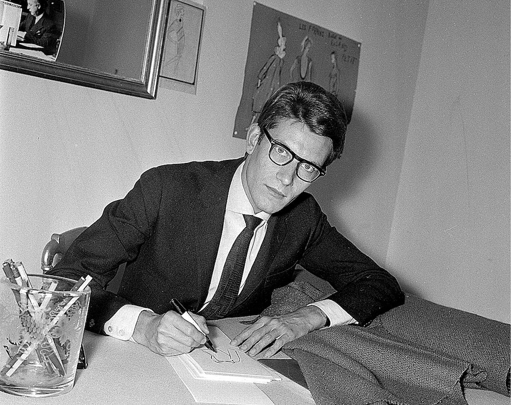 Wystawa wczesnych rysunków Yves Saint Laurent w Paryżu