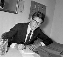 Wystawa wczesnych rysunków Yves Saint Laurent w Paryżu