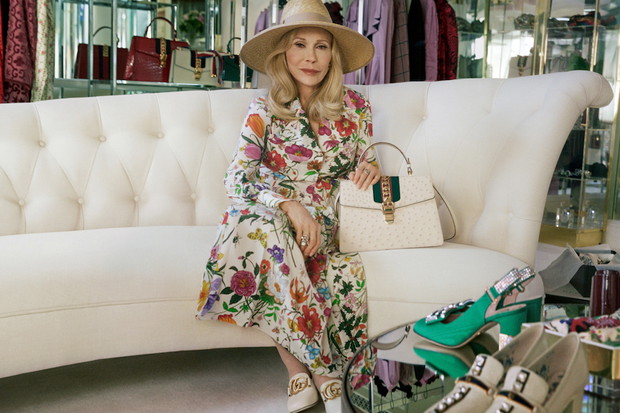 Gucci a choisi l'actrice Faye Dunaway pour sa campagne de sacs ‡ main