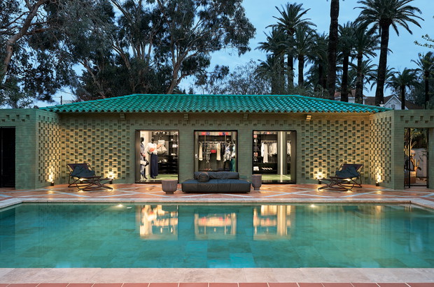 Chanel Pop-Up Store w Saint-Tropez