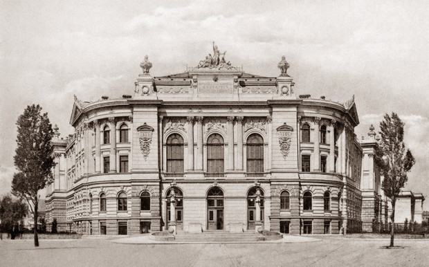 Stara Warszawa na pocztówkach