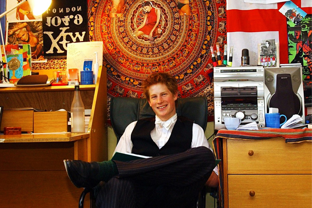 książę Harry w młodości
