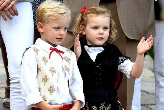 książę Jakub i księżniczka Gabriela z Monako, dzieci księcia Alberta i księżnej Charlene