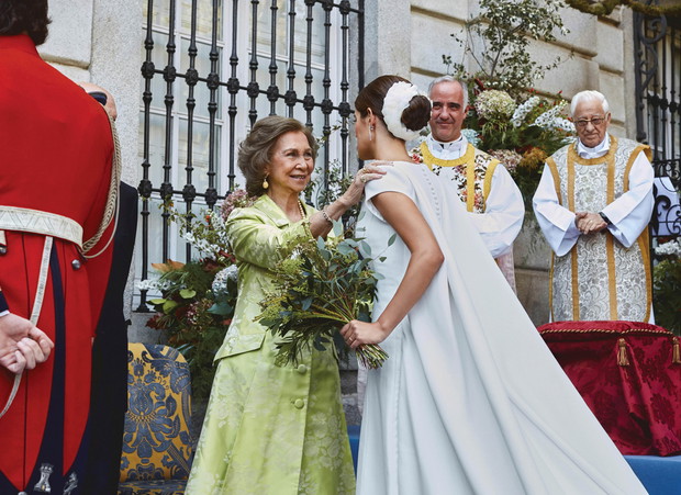 08-10-2018 Alba Duke of Huescar, Fernando Fitz-James Stuart y Solis and his fiancee Sofia Palazuelo got married at Palacio de Liria palace in Madrid, Spain, 06 October 2018 (issued on 08 October 2018).
The Duke of Huescar is the oldest son of current Du