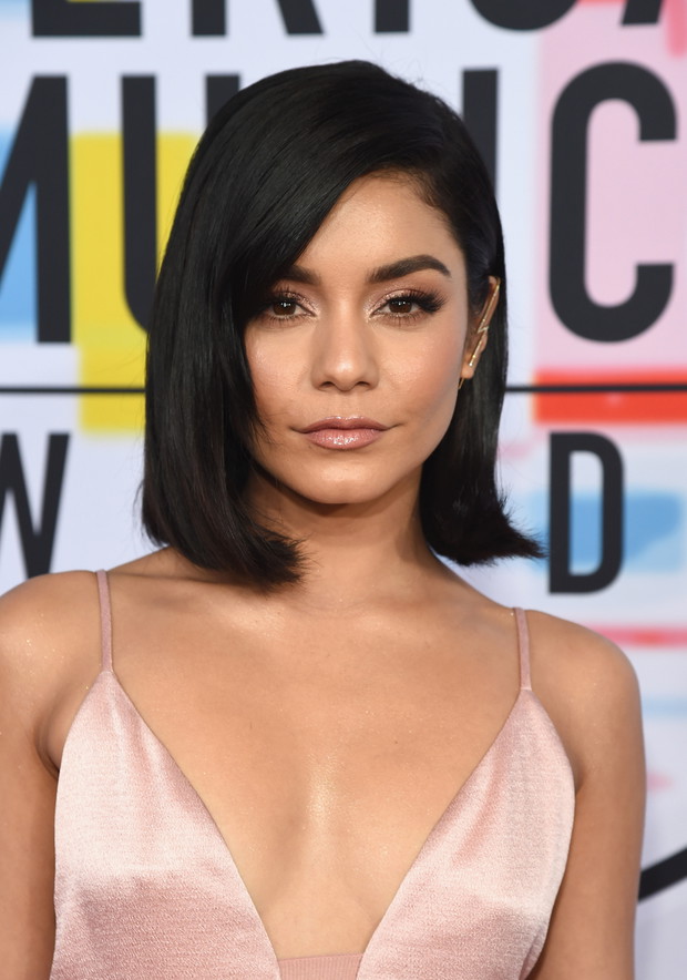 2018 American Music Awards - Red Carpet