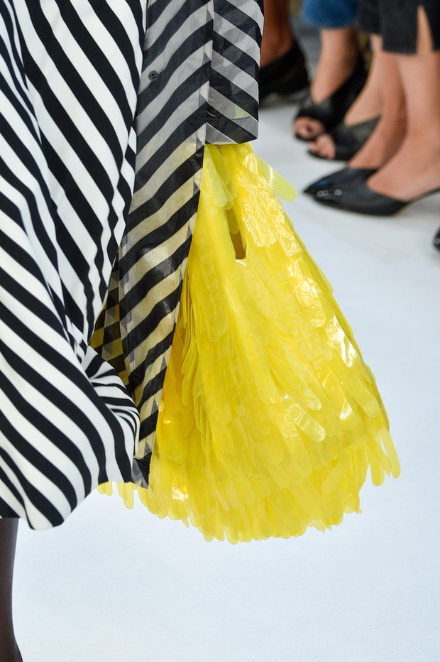 Dries Van Noten : Runway - Paris Fashion Week Womenswear Spring/Summer 2019