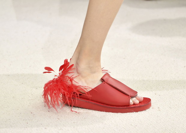 Valentino : Runway - Paris Fashion Week Womenswear Spring/Summer 2019