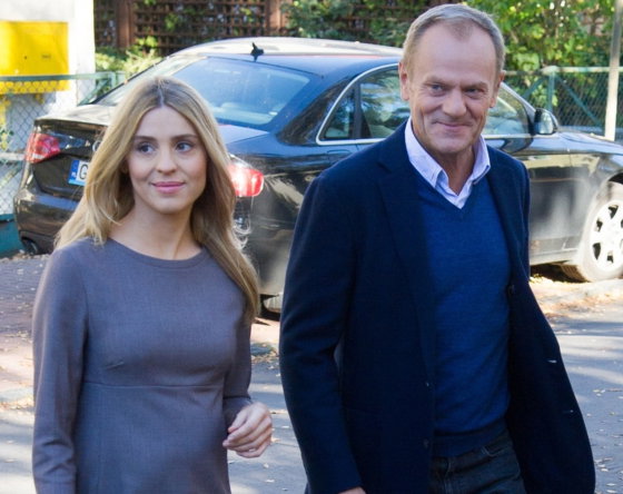 Kasia Tusk w ciąży i Donald Tusk na wyborach