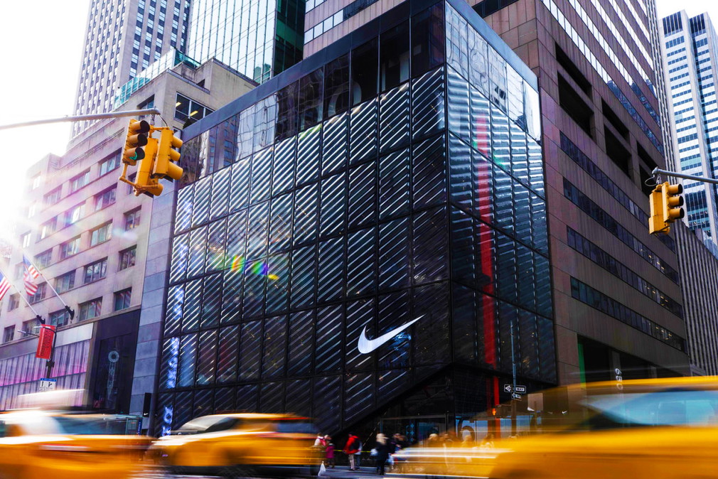 nowoczesny sklep Nike House of Innovation 000