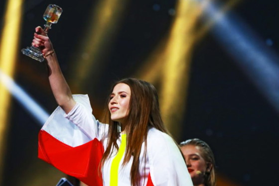 Polska wygrała Eurowizję Junior 2018. Roksana Węgiel z Anyone I want to be zwyciężyła w Mińsku