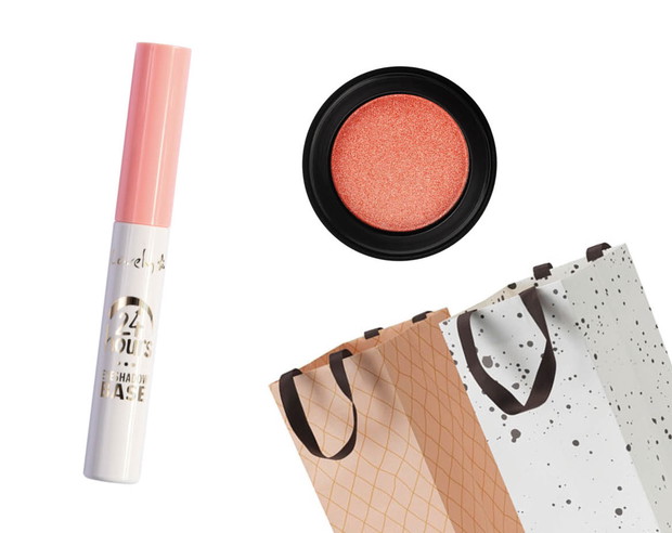 Cień Metaliczny Treasure Foil Metallic Hean 8,78 zł; Płynna baza pod cienie Eyeshadow Base 24H Lovely, 12,49 zł; Torba na prezent Lankmoj (2 szt.) Ikea, 4,99 zł.