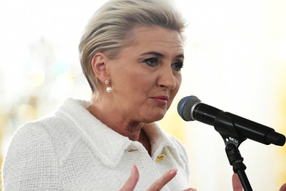 Agata Kornhauser-Duda na Zamku Królewskim w trakcie gali Człowiek roku bez barier