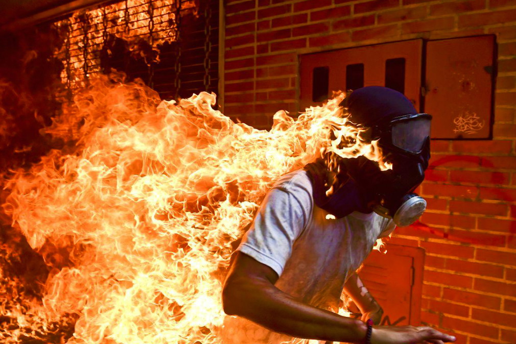 Ronaldo Schemidt/World Press Photo
