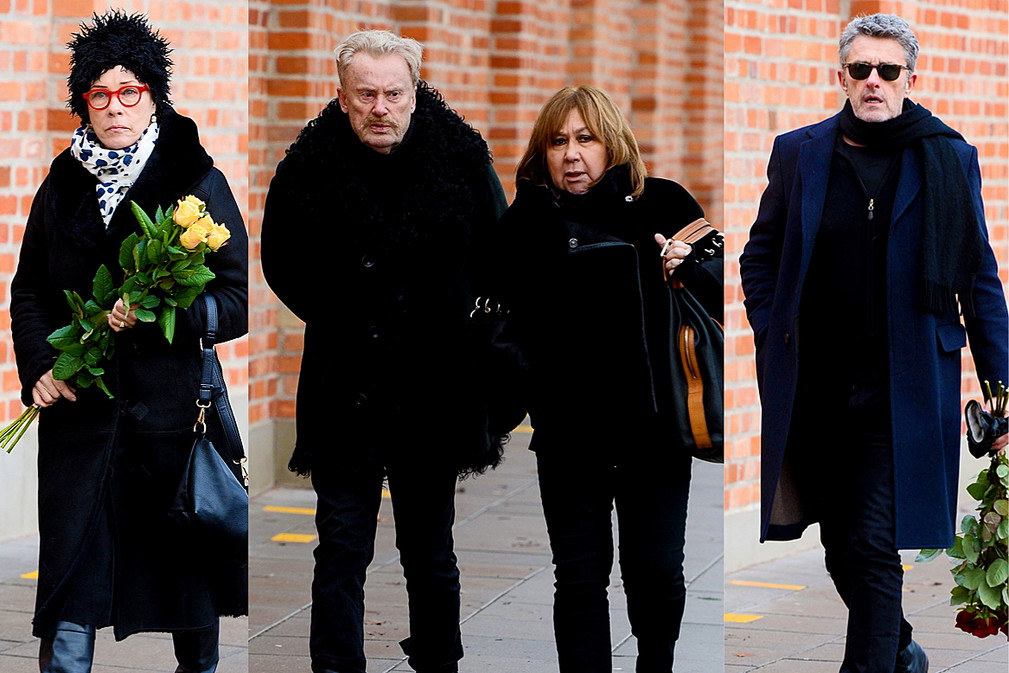 Pogrzeb Zuzanny Łapickiej-Olbrychskiej: Paweł Pawlikowski, Małgorzata Potocka, Daniel Olbrychski, Krystyna Demska-Olbrychska