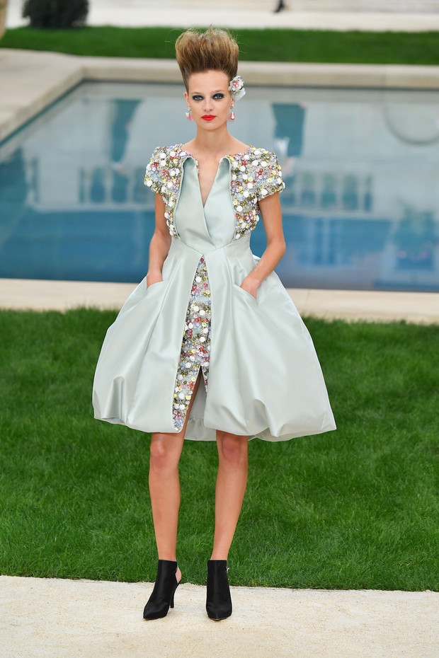 Chanel : Runway - Paris Fashion Week -Haute Couture Spring/Summer 2019