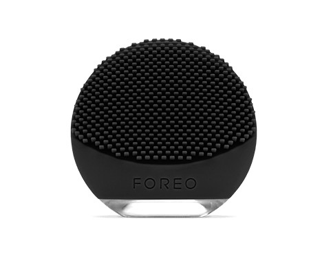 Sztoteczka soniczna do pielęgnacji twarzy Luna go for Men Foreo, 449 zł.