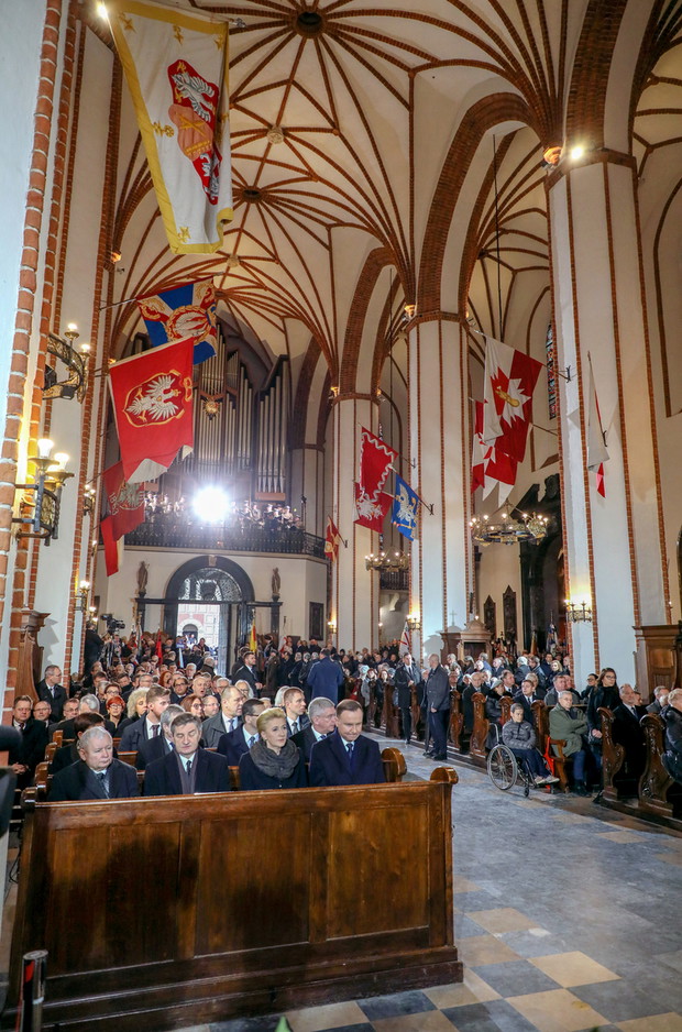 Uroczysto?ci pogrzebowe premiera Jana Olszewskiego