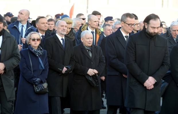 Uroczysto?ci pogrzebowe premiera Jana Olszewskiego