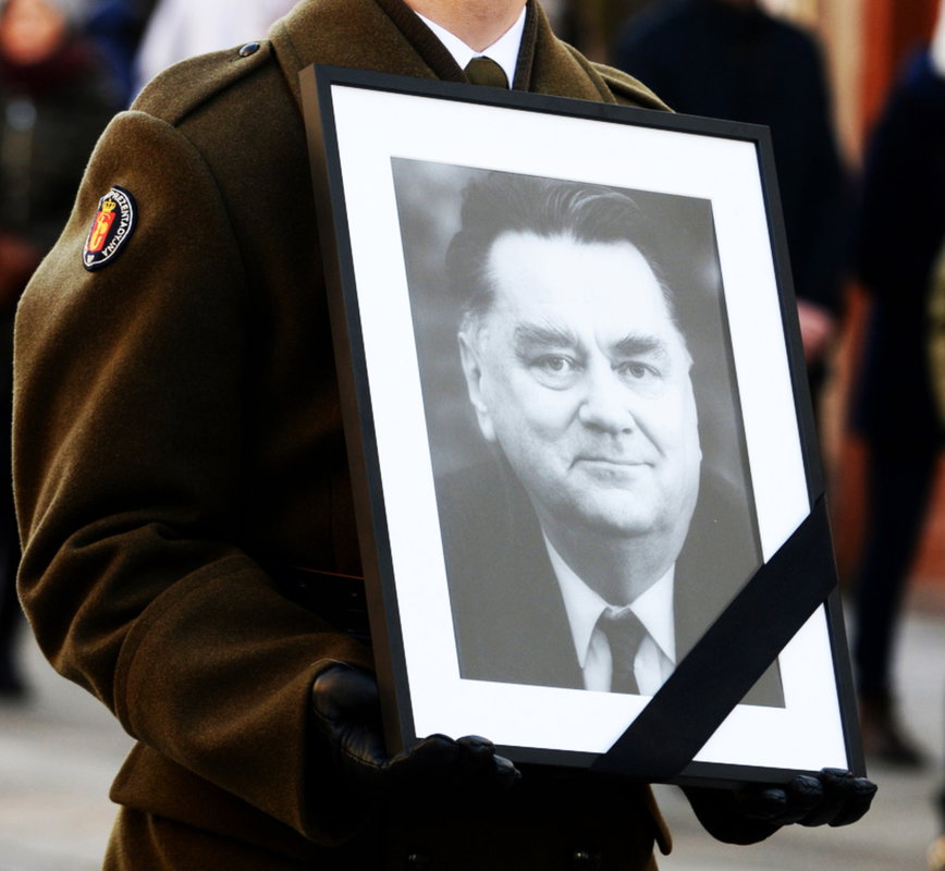 Uroczystości pogrzebowe premiera Jana Olszewskiego