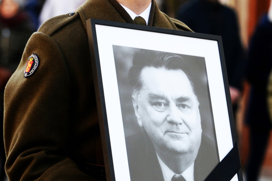 Uroczystości pogrzebowe premiera Jana Olszewskiego