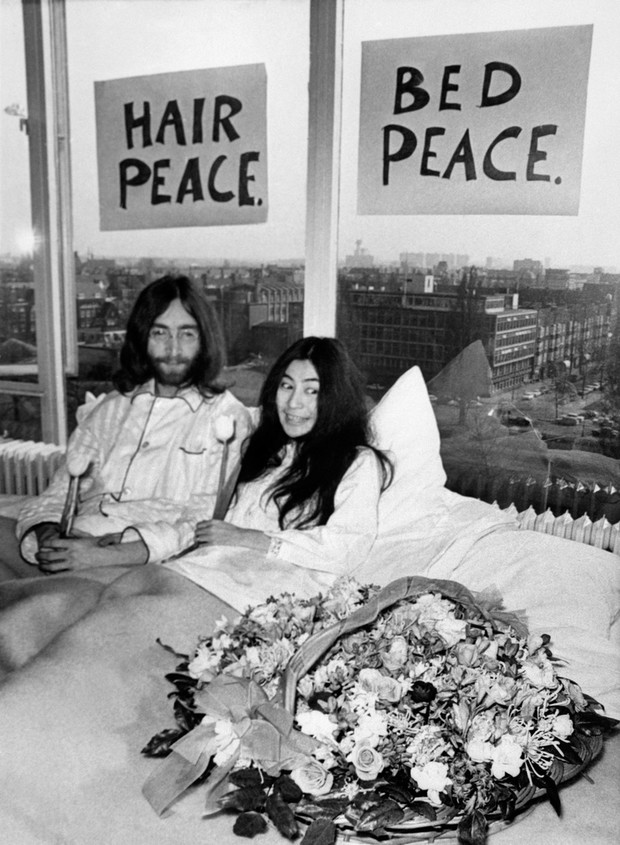 Otwarto dla publiczno?ci pokój hotelowy, w którym przebywa? John Lennon i Yoko Ono