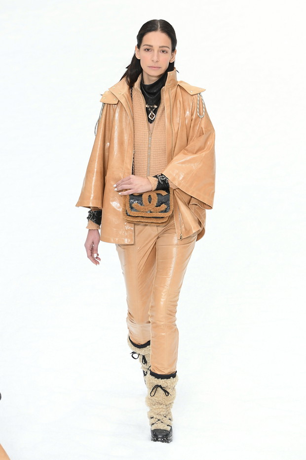 Chanel : Runway - Paris Fashion Week Womenswear Fall/Winter 2019/2020