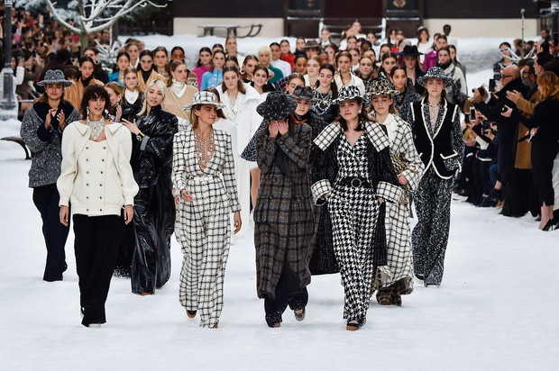 Chanel : Runway - Paris Fashion Week Womenswear Fall/Winter 2019/2020