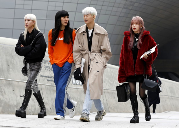 Street Style - Hera Seoul Fashion Week 2019 F/W - Day 2