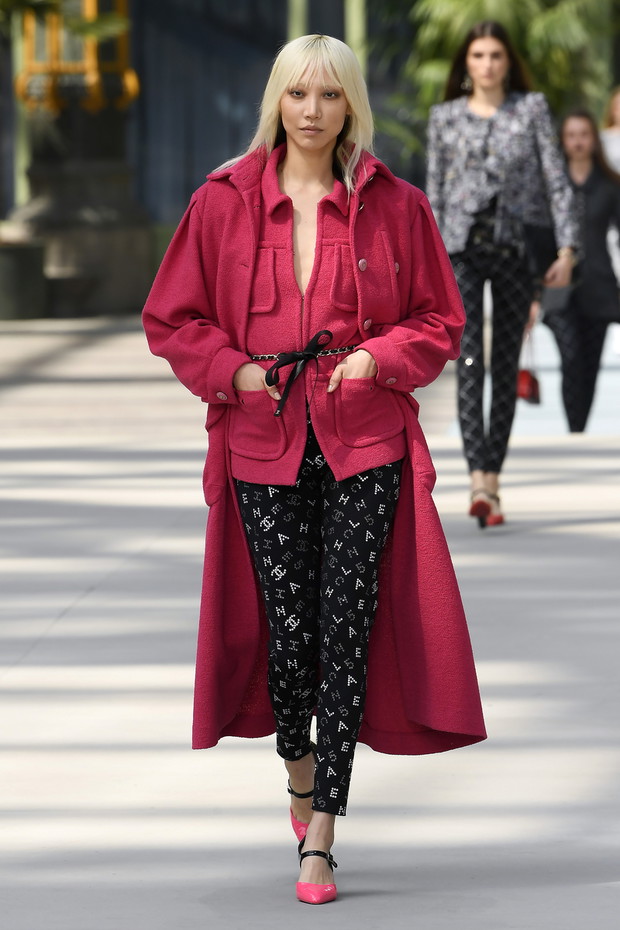 Chanel Cruise Collection 2020 : Runway At Grand Palais In Paris