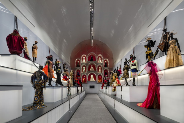 Deep in Texas: Dior Show Bows at Dallas Museum of Art