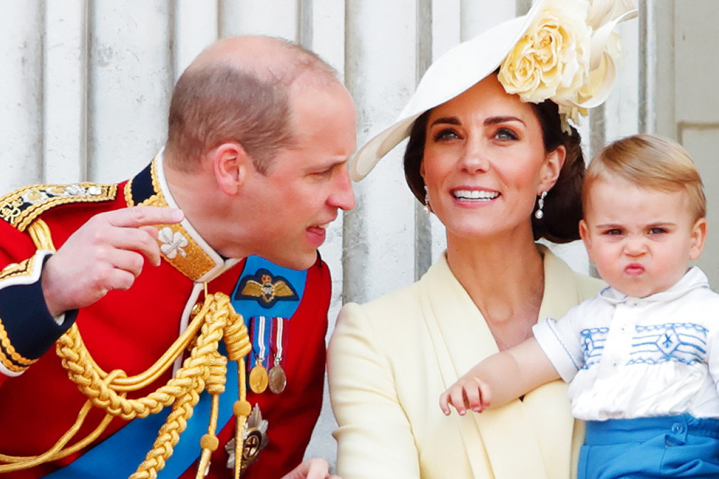 Książę Louis, księżna Kate, książę William