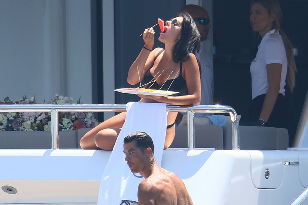Cristiano Ronaldo z rodzin? na jachcie